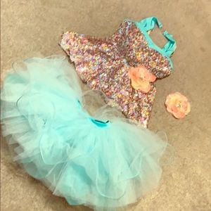 4-5t dance outfit. Tutu and sequin leotard set.